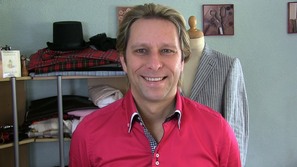 online sewing classes with bespoke tailor Michael Coates. If you are interested in learning to sew you have come to the right place as i have created the ultimate online sewing classes. These sewing courses are designed to teach you everything you need to know about sewing fast. I believe if you follow my learning format, you will have learnt to sew in know time. #onlinesewingclasses #sewingclassesonline #sewingclasses.